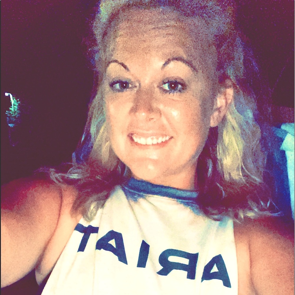 Meet your Posher, Julie